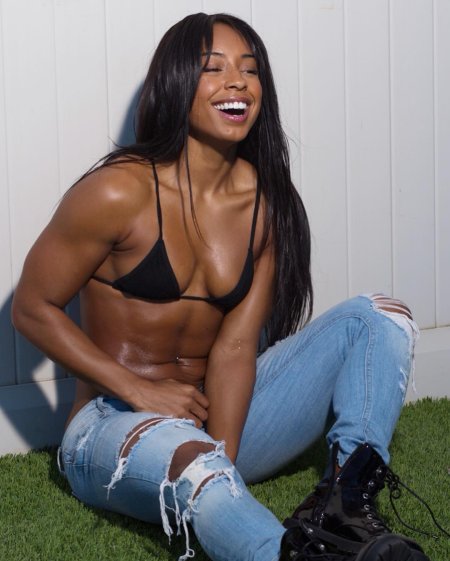 Qimmamah russo Bikini