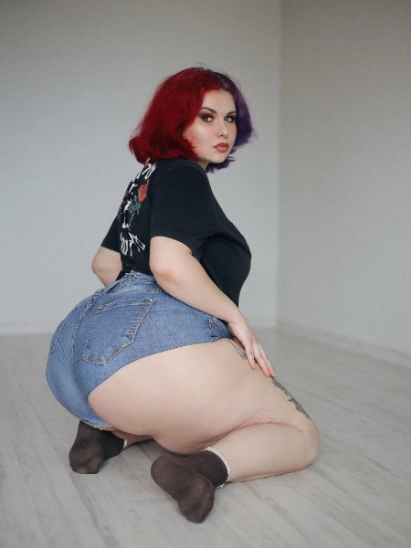 Frida Bulgakova Model Plus