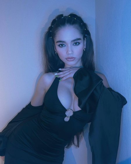 Sonya Chernasova is hot