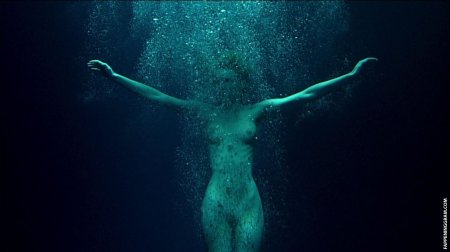 Rebecca Romain mystic boobs