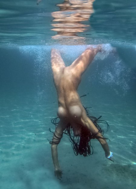 Submarine swimming women naked
