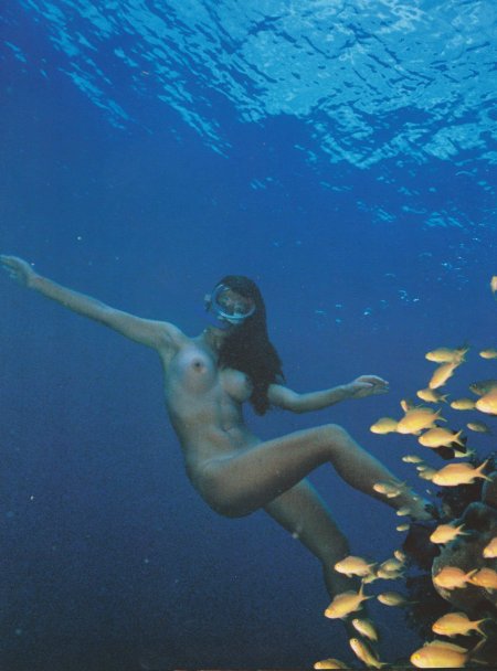 Diving nude