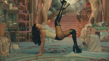 Dua Lipa Sweetest Pie