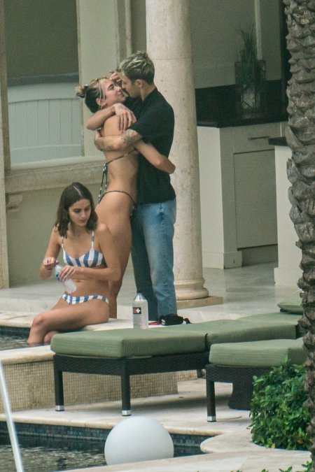 Dua Lipa and Anwar Hadid