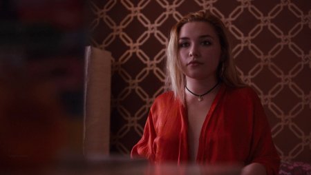 Florence I drink with a short haircut