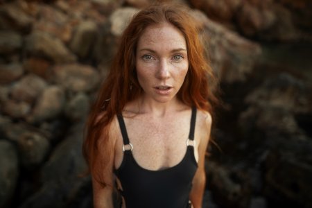 Oksana Butovskaya Red