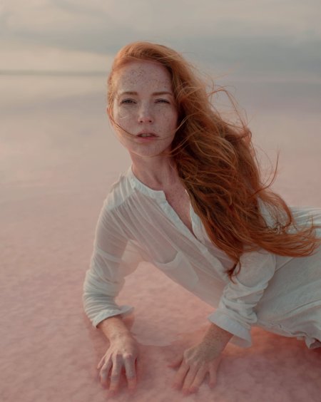 Oksana Butovskaya model drain