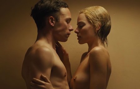 Margo Robbie Erotic scenes