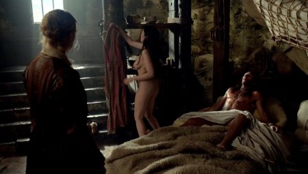 Carolina Hoierra da Vinci Nude