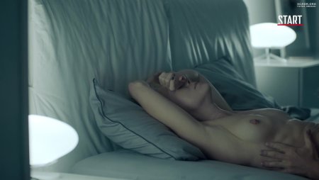 Naked Daria Moroz in the series "Casters"