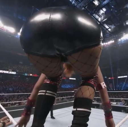 Becky Lynch Booty