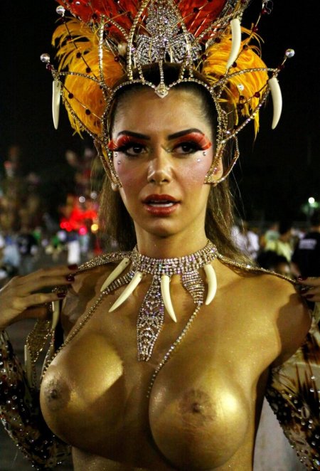 Viviana Castro Carnival