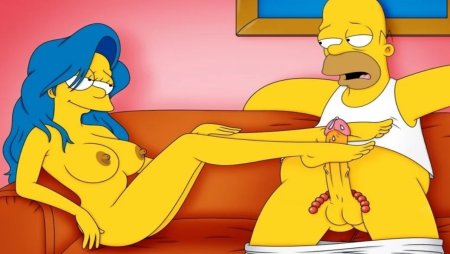 Naked Marge and Lisa Simpson