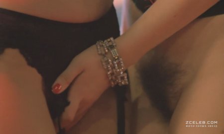 Deborah Capriolo naked gif