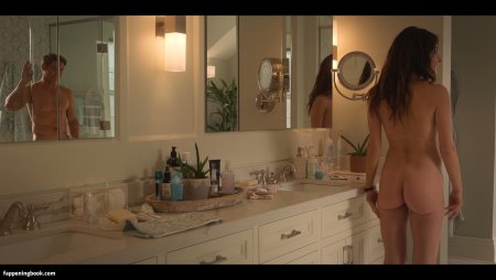 Sarah Shahi Lesbian Scenes