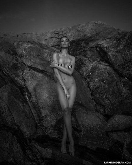 Footfthemountins Melinda Naked