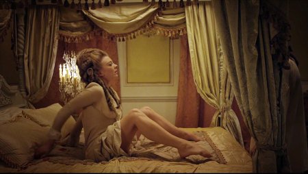 Natalie Dormer scandalous lady at Nude