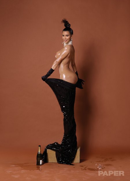 Kim Kardashian photo shoot naked