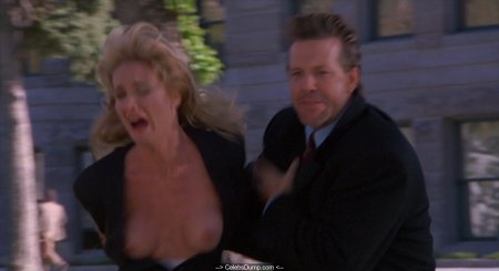 Actress Kelly Lynch Toples