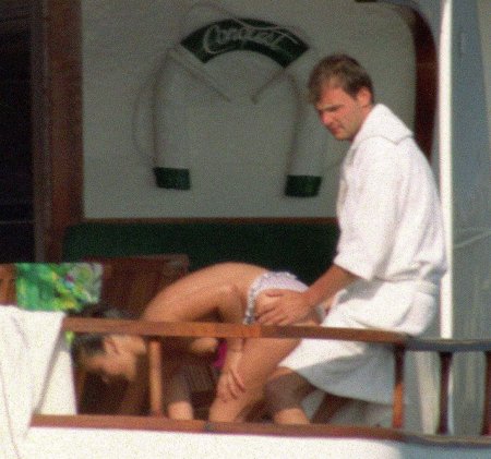 Katerina Zeta without panties