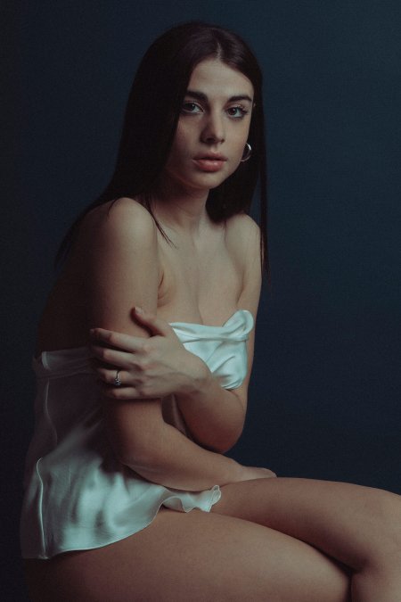 Photo portraits of beautiful naked women