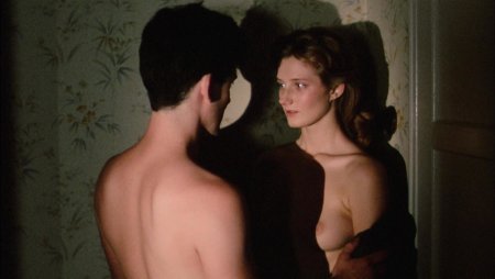 Joeli Richardson Tits