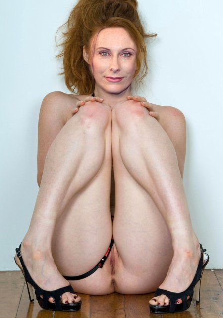 Amy Adams photo shoots naked