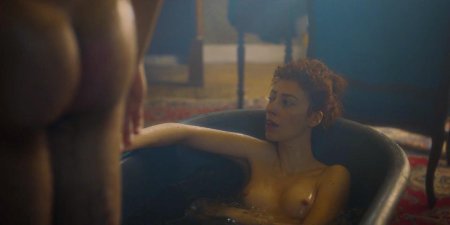 Matilda de Adelis naked