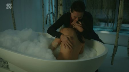 Rosabella larenti chest naked