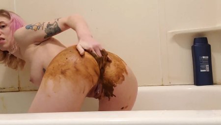 "Woman Pooping in Toilet and Masturbation Filthy Anal"