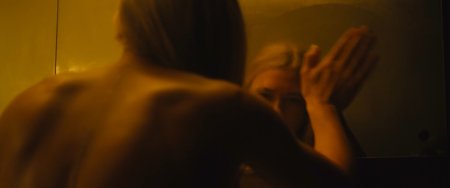 Lyubov Aksenova and Oksana Akinshina Naked