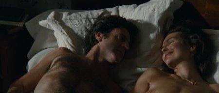 Carole Bouquet Toples