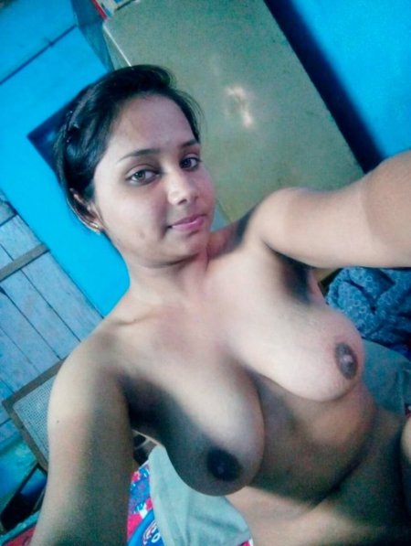 நீச்சல் உடை அணிந்து nude tamil
