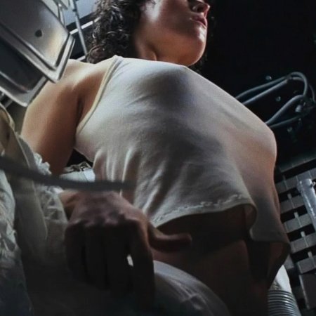 Sigurni Weaver Naked Alien