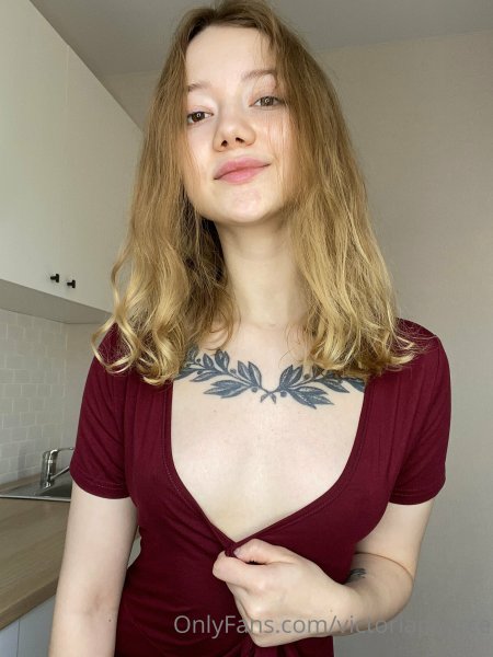 Victoriapearce plums