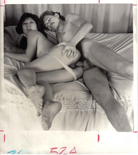 Советское ню в постели