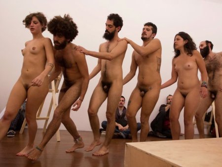 Casting of naked actresses in the theater