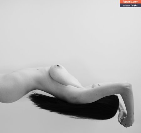 Mayrai Morvant Naked