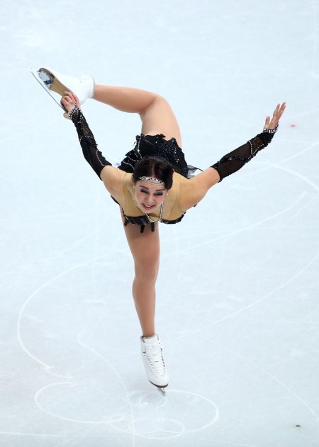 Elena Glebova skater