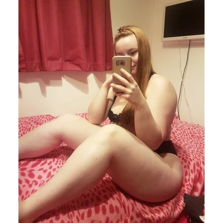 Nicole Herring from London Naked