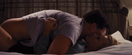 Margot Robbie Wolf with Wall Street bed scenes