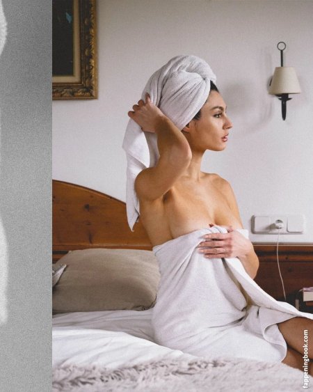 Sarah Malakul Lane 18