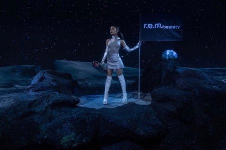 Ariana Diamond Webcam