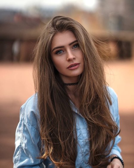 Anna Vaughn Klinski
