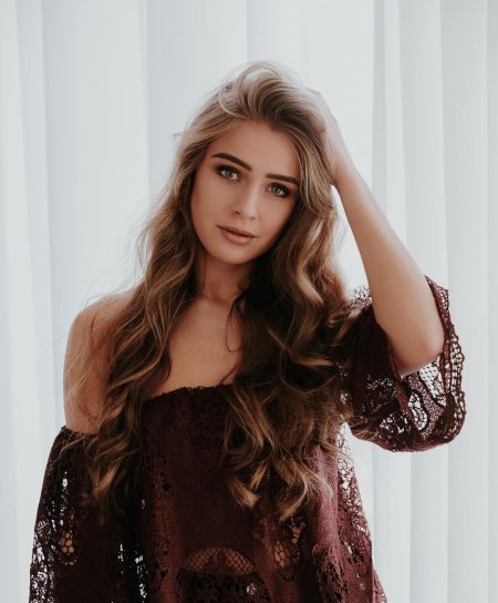 Model Anna von Klinski