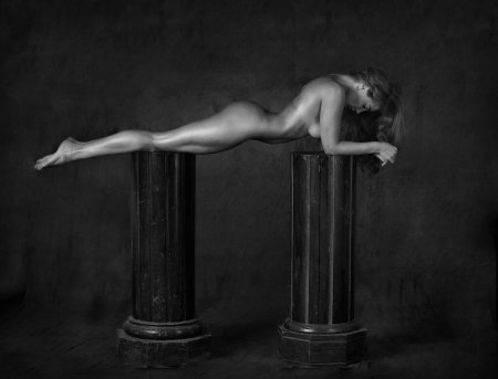 Maxim Makarov photographer nude